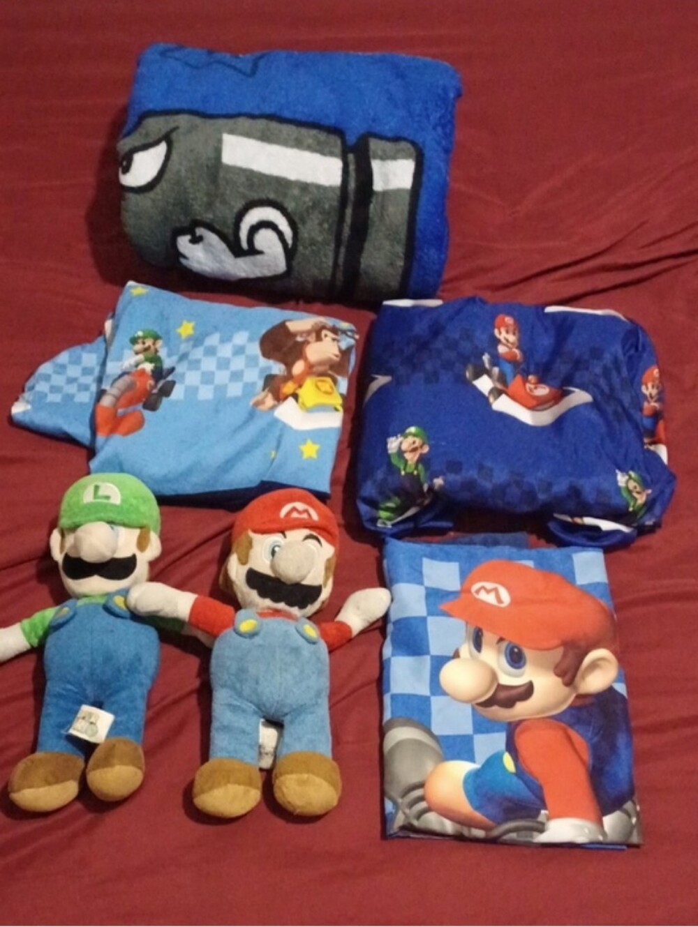 Nintendo Super Mario Kart Twin Bedding Set & 2 Plushies For Kids